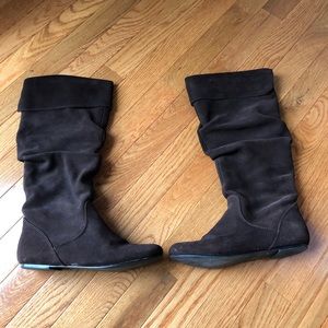 Steve Madden Bonanza Brown Suede Boots